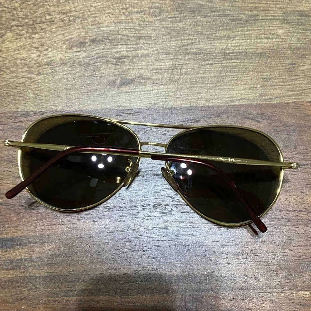 Police unisex S8991 aviator gold sunglasses